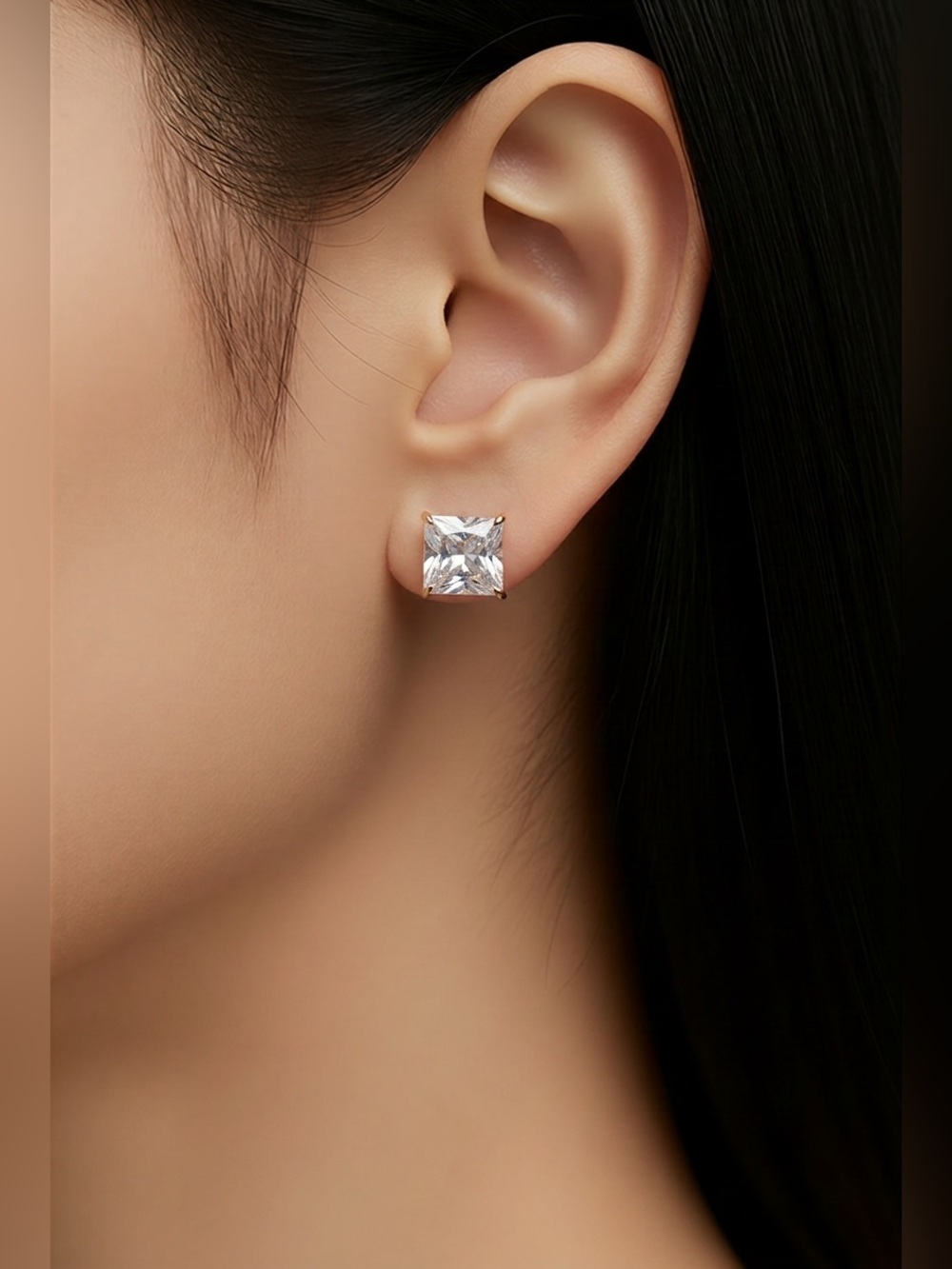 14K Gold Clear CZ Stud Earrings by - White/Gold